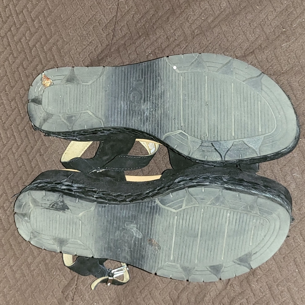Ugg Sandles - image 3